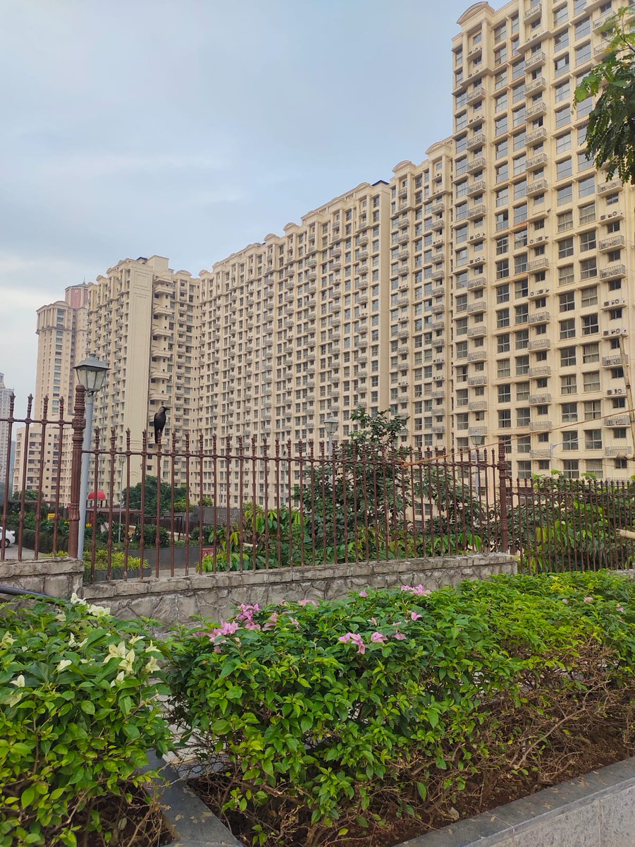 Untouched 1 BHK flat for RENT on higher floor at REGENT HILL, Hiranandani Gardens, Powai, Mumbai. 
Rent – 52k nego 
Call us for more details and site visit.
#RegentHill #hiranandanigardens #Powai #rentalflats #Chandivali #Powai #naharamritshakti #DeloitteCareers #semiFurnished