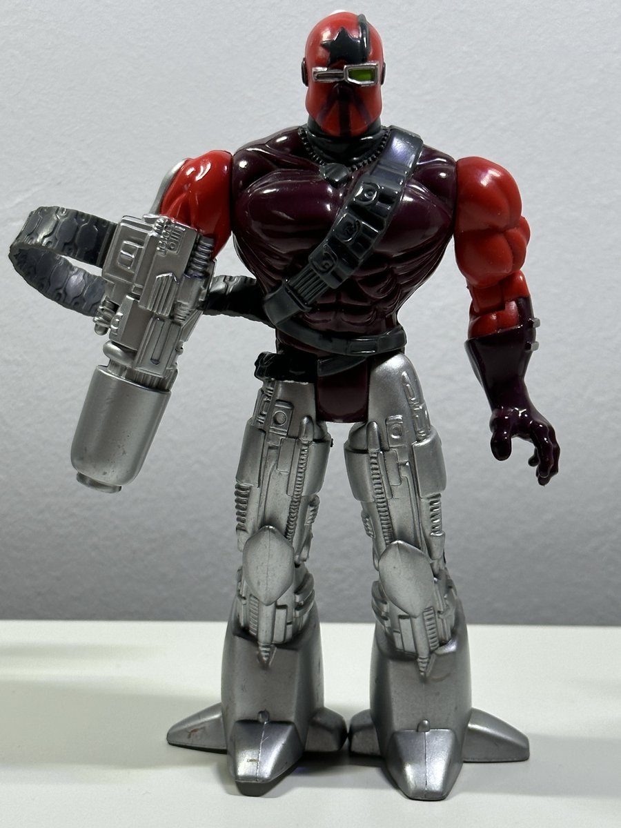 ToyBizDude's tweet photo. Commando https://t.co/5B5utjS32J