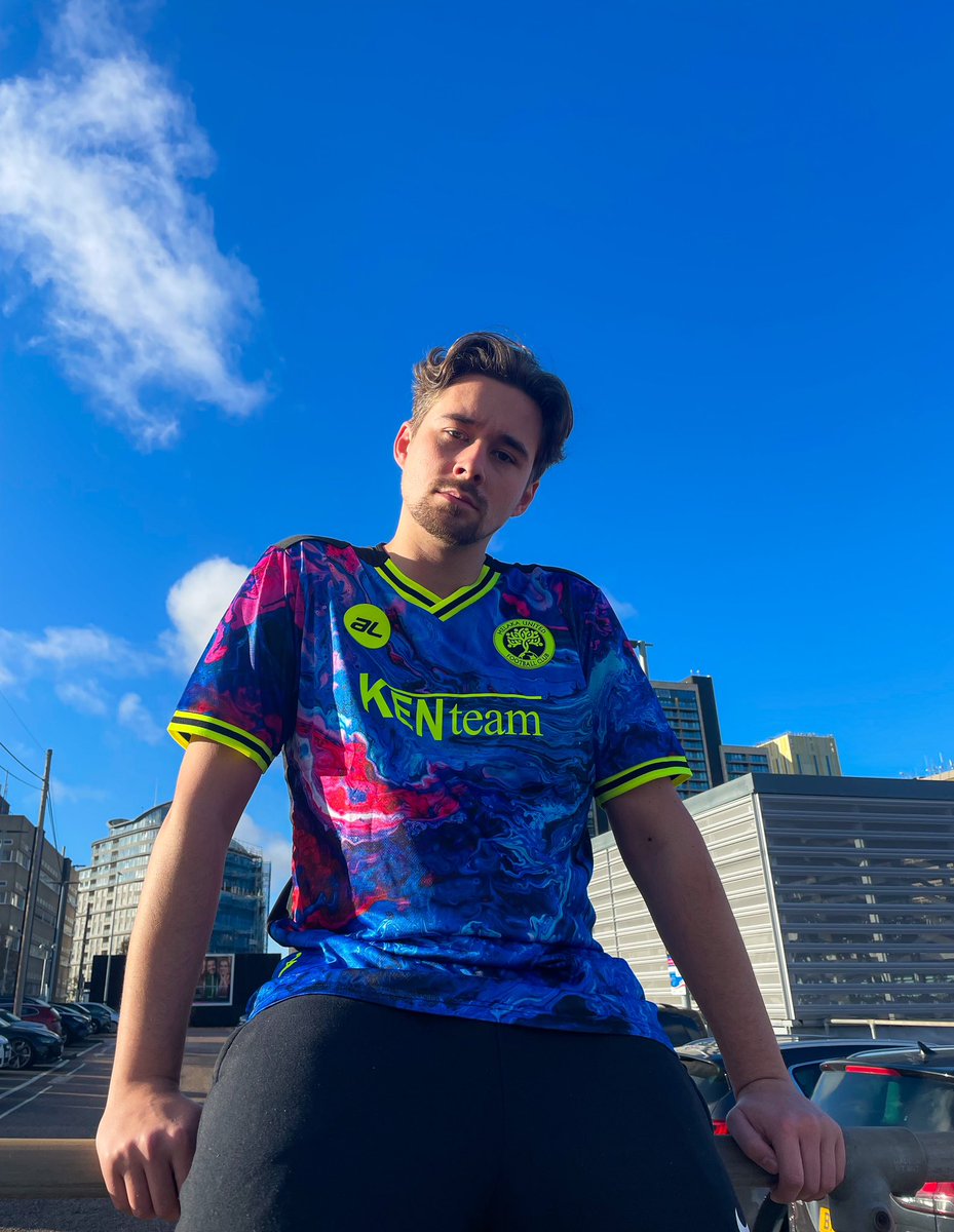 GIVEAWAY TIME! 👀

To celebrate it's launch, we're giving away £100 worth of store credit on selectshirts.co.uk! 😍👕

👇 How to enter
♻️ Retweet
✅ Follow <a href="/select_shirts/">Select Shirts</a> &amp; <a href="/SurpriseShirts/">Surprise Shirts</a> 

<a href="/knockemdownes/">zekey</a> looking 🔥📸😉