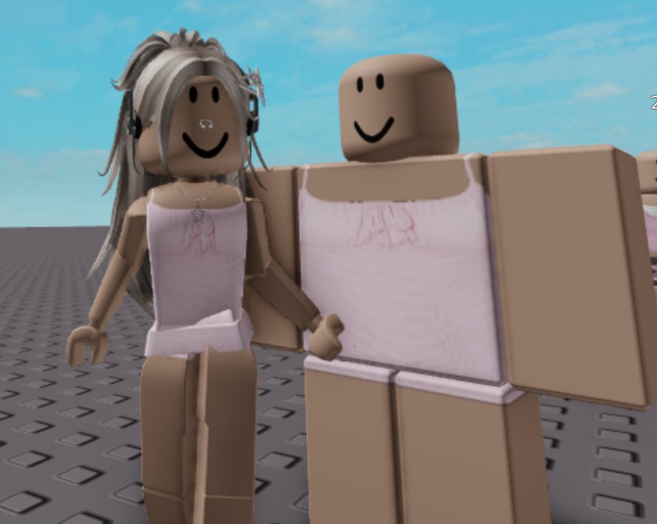 ireenpie's tweet photo. i'm probably gonna make a group (that has mostly photobashed designs) https://t.co/EohSPZF0KP