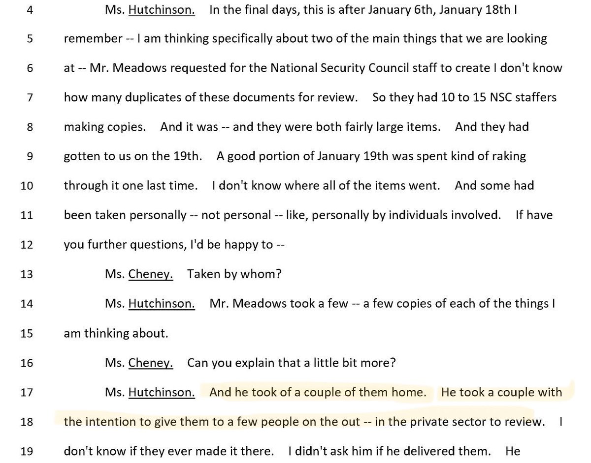 Juliet0612's tweet photo. Mark Meadows had National Security Council staff make copies of documents for him TO TAKE HOME! With the INTENTION OF DISTRIBUTING THEM to persons in the private sector. #arrestmeadows #traitor https://t.co/KohexyrFg8