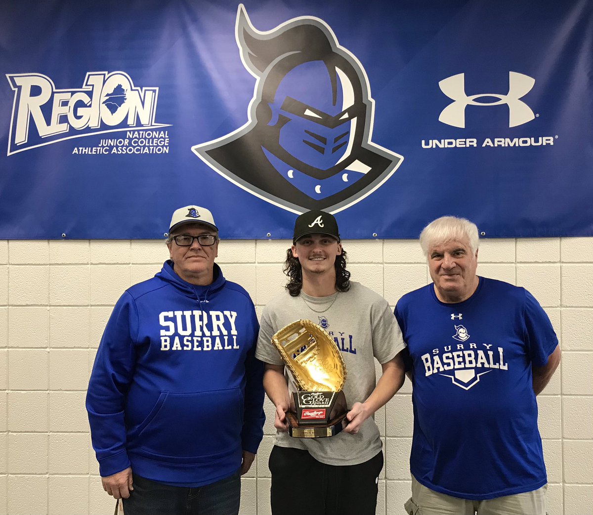 SurryKnights tweet media