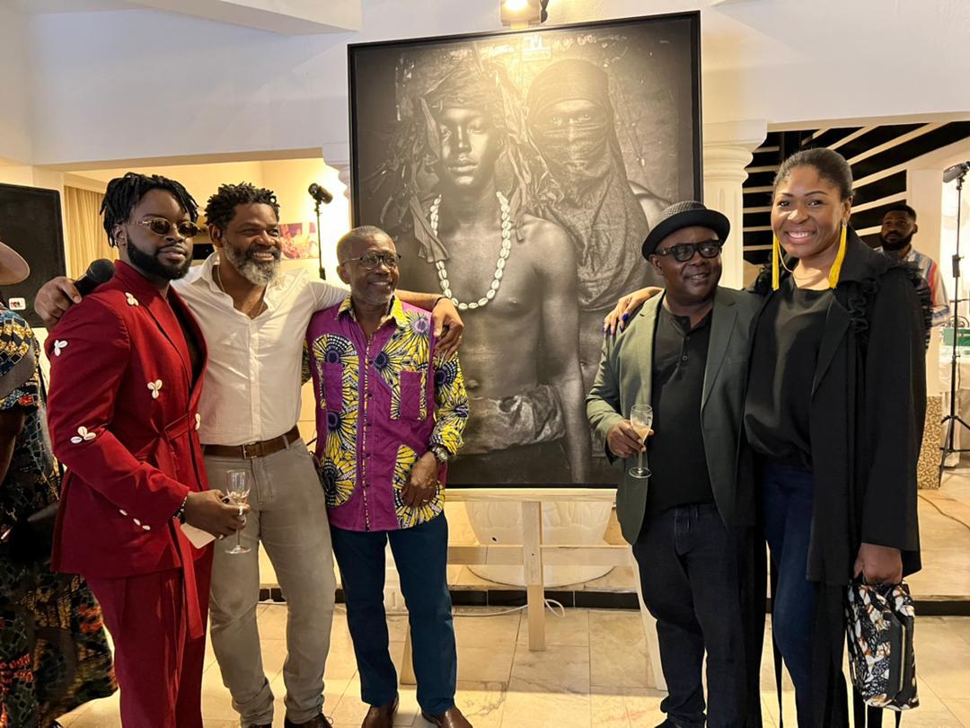 natneim1's tweet photo. Thanks to Ruinart for supporting the Artists at the Ruinart Festiv’art under the theme « Beyond the Boundaries ».Art transcends epochs, time and flies over countries.
To close the year in style, we wish you to Rise Above The Storm.
#weareinvictae #invictae #FarFromDone #ruinart https://t.co/5ubE55Hezu