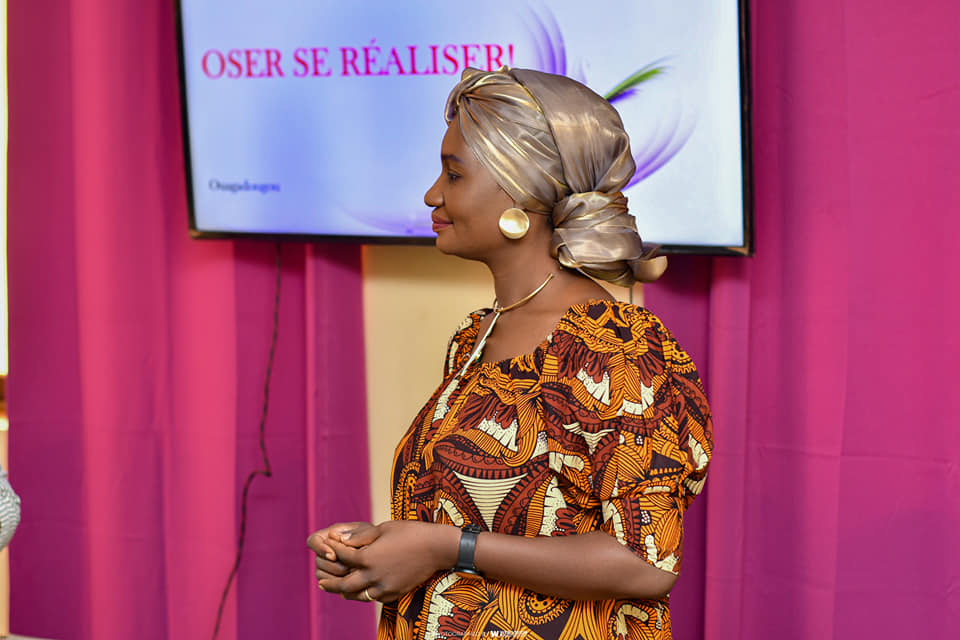 CAUSERIE - BRUNCH spécial #ONEA 💧Groupe 3 validé 🎯✅️
TIMCOACH a le plaisir d'accueillir les femmes et les hommes de l'ONEA pour des séances de causeries sur le thème "Confiance en soi et leadership féminin: OSER SE REALISER !"
web.facebook.com/story.php?stor…