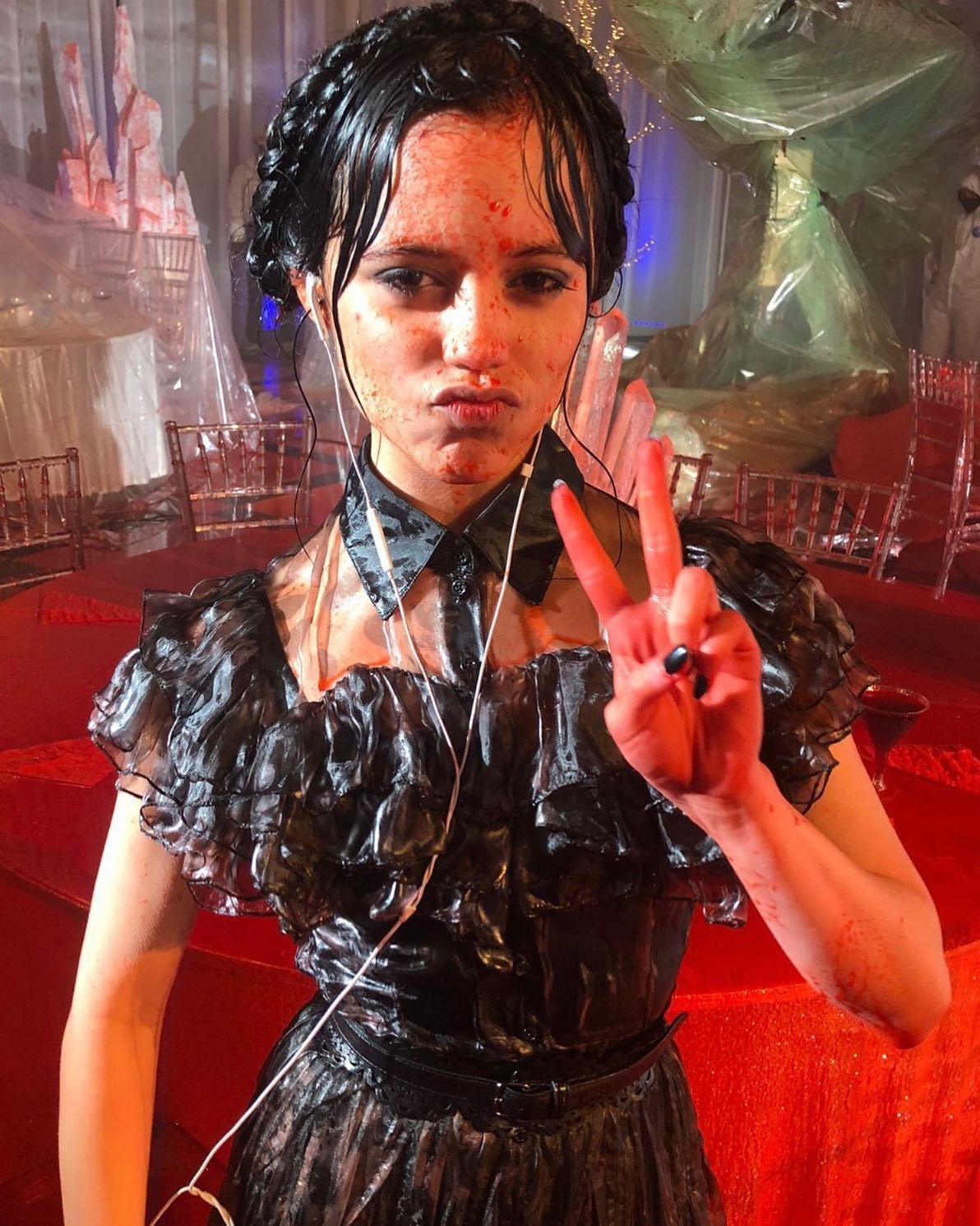 JENNA ORTEGA mudou tudo em WANDINHA !! GWEEK 334