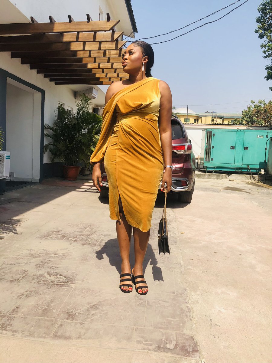 It was my birthday on Christmas day…… I cannot deny how wonderful the year was, looking forward to another 365 days of greatness…. 🥂