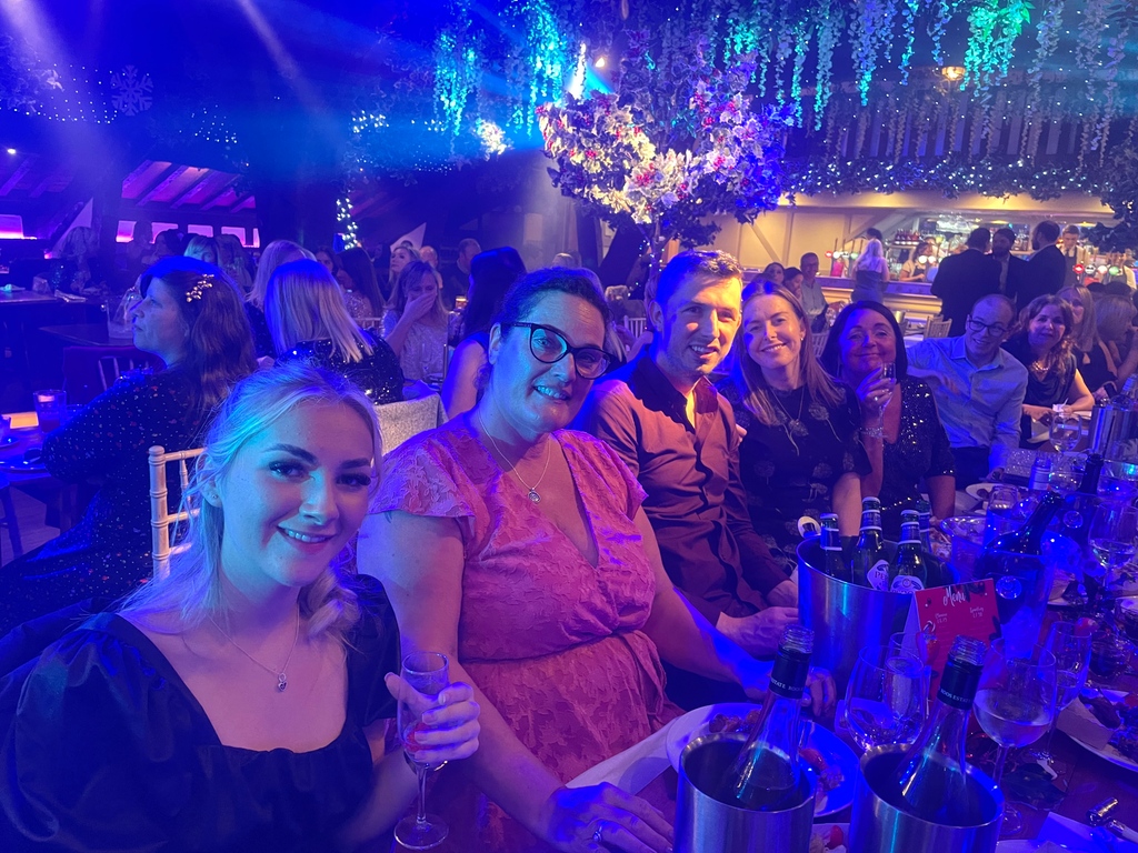 PainFreeDenta1's tweet photo. We had loads of fun at our team Christmas party 🎄🥂

#bestteam #teamwork #celebrating #team #thankyou #partytime https://t.co/bRigGIZ3LQ