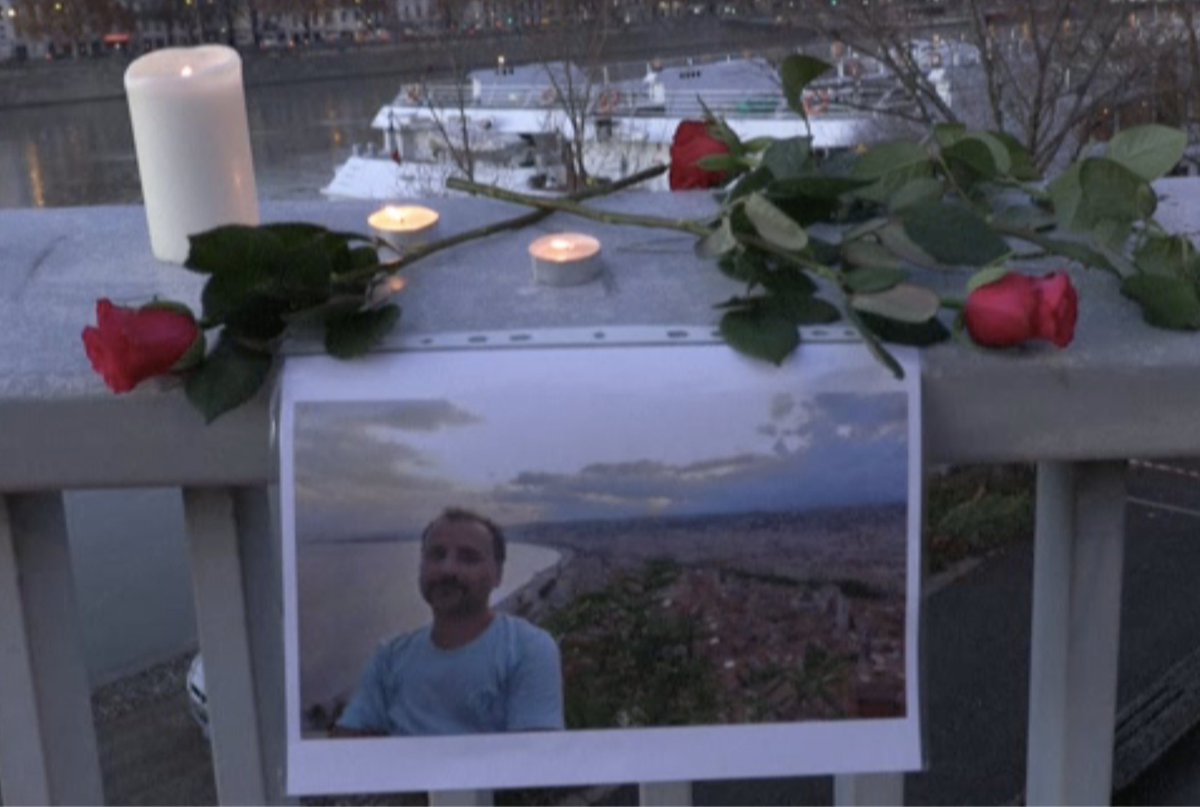 ajplus's tweet photo. An Iranian man drowned in France of apparent suicide after posting a video saying he wanted to draw attention to crackdowns on protests in Iran: "Woman, life, freedom!"

Mohammad Moradi was 38.

If you or someone you know needs help, you can call the 988 crisis lifeline (U.S.). https://t.co/QDPaOEzF1g