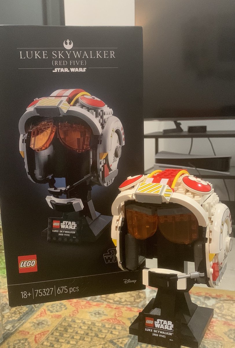 parkersmiller's tweet photo. look what i just built😩😩 #fivehourslater https://t.co/rrTUkNVbTw