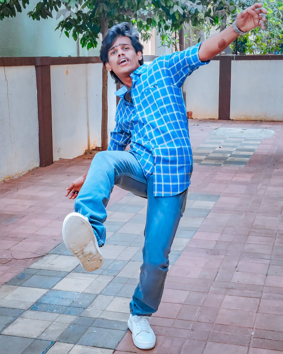 sureshmax32's tweet photo. வீழ்வது போல் வீழ்வேன், ஆனால் ஒருபோதும் வீழமாட்டேன்..
#Suresh_Max https://t.co/OF4OIn10LK