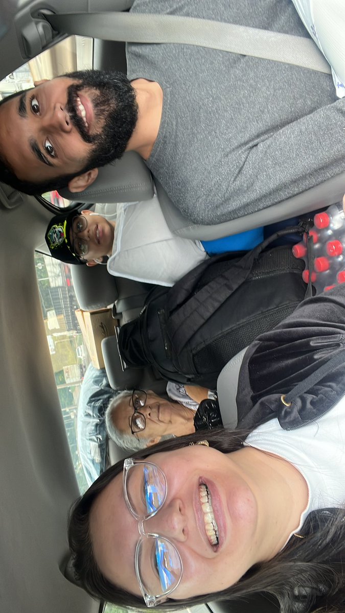 Não consegui girar a foto!
Mas o rei leão 🦁 da família começou 👏🏼