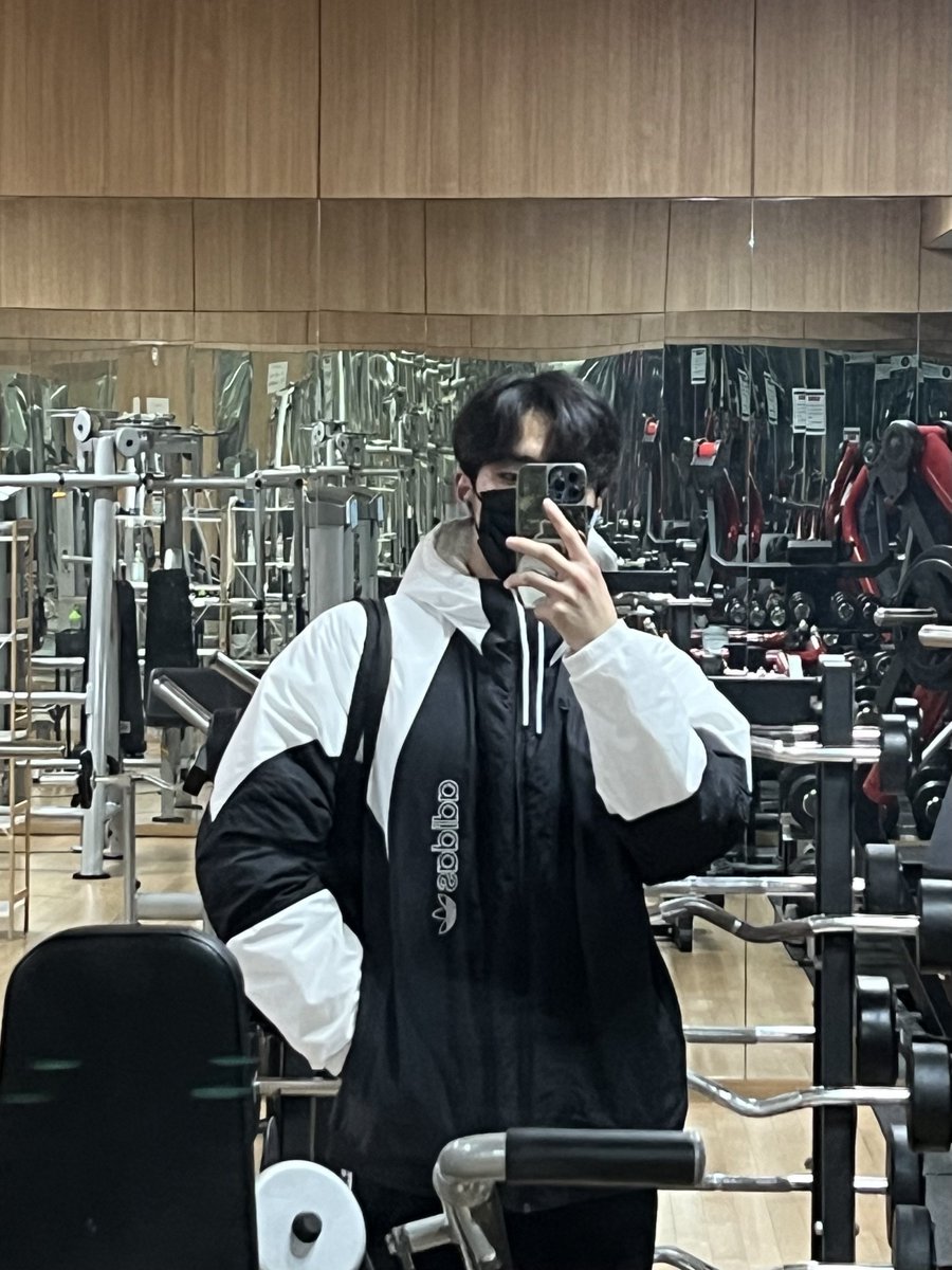 junseo files tweet media