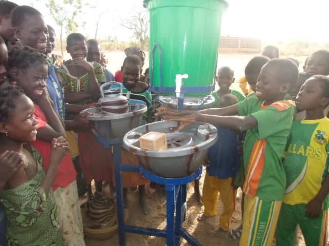 BARKAFoundation's tweet photo. https://t.co/15ovLkJZSd Help bring #water, #sanitation and #hygiene to communities in #BurkinaFaso in the #newyear. #BARKAFoundation will expand its #menstrualcups project nationally and build 20 wells in 2023! Join us, #barka #menstruationmatters #WASH
https://t.co/TRvu9Wpxwv https://t.co/yMpgwHoqoY