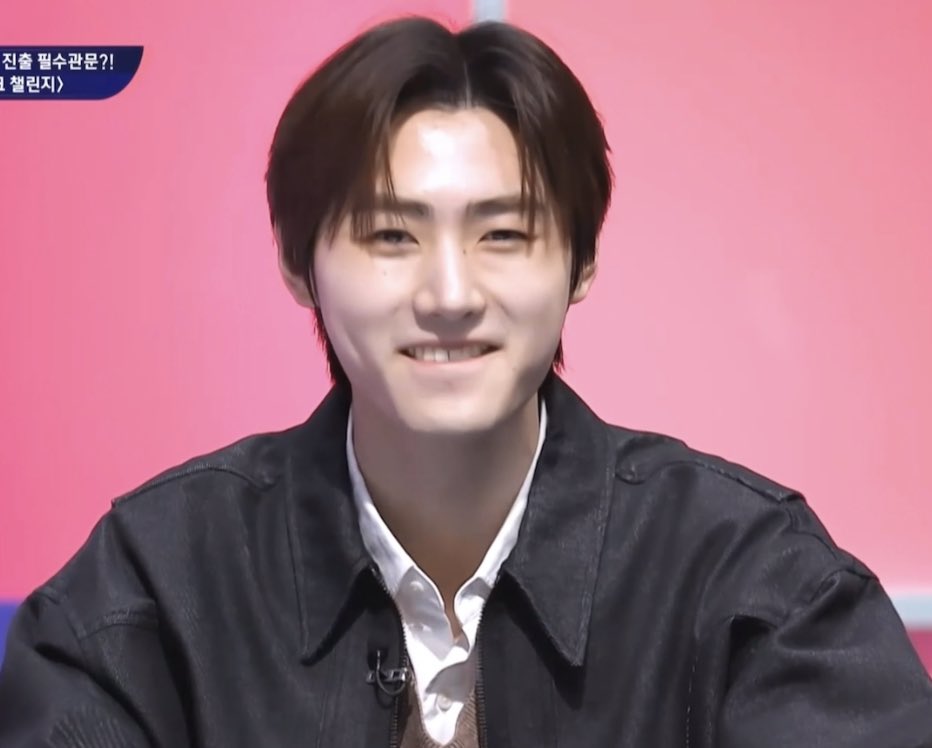 nksunbaem's tweet photo. the reaction for sunghoon is very engene https://t.co/Gj9ZDxJlnD