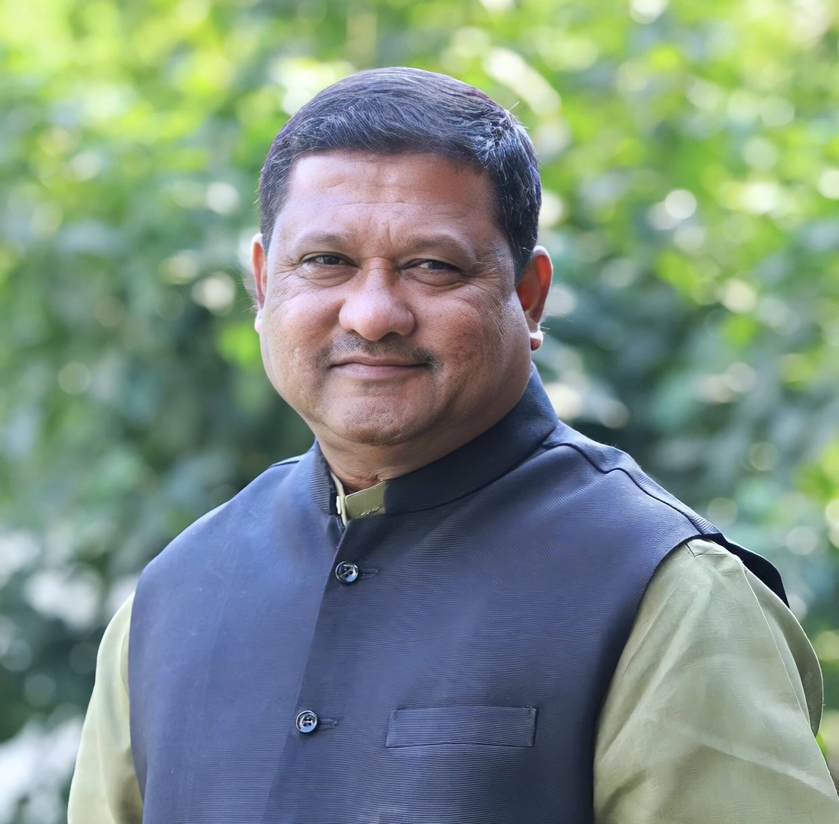 AmanBan_'s tweet photo. दक्षिण नागपूर विधानसभा मतदारसंघाचे आमदार श्री. मोहन मते जी (काका) यांना वाढदिवसाच्या हार्दिक शुभेच्छा ! 💐
@MohanMateBJP
#HappyBirthday #MLA #MohanMate ji #SouthNagpur #AmanBan https://t.co/rZ7Ggr9sgf