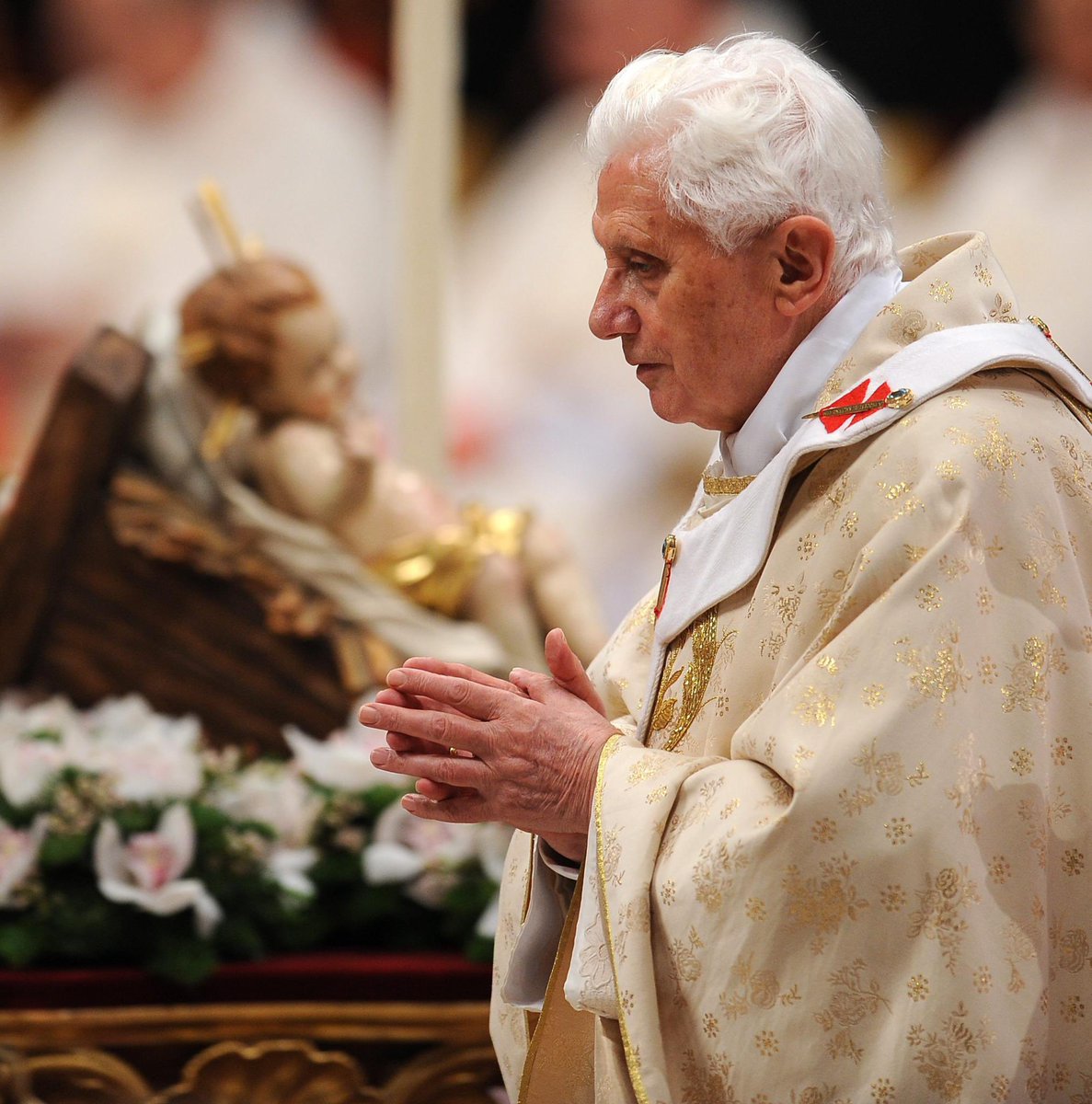 UniCatolicos_es's tweet photo. Orémus pro Beatíssimo Papa nostro Benedictus XVI.

Dóminus consérvet eum, et vivíficet eum, et beátum fáciat eum in terra, et non tradat eum in ánimam inimicórum eius. https://t.co/NR0425lHQV