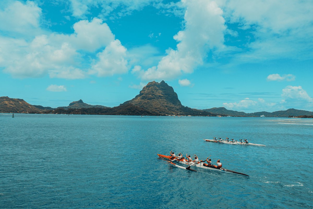VilleDesSables's tweet photo. L'esprit sablais souffle sur tous les océans🌊
Félicitations à l'équipe sablaise #CKCL pour sa 3e participation à la #HawaikiNuiVaa 🌺
Malgré 1 édition périlleuse nos Sablais n'ont rien lâché et se sont hissés à la 45e place.
1 bel exemple d'esprit d'équipe & d'aventure ! https://t.co/H0BYl0hKbL