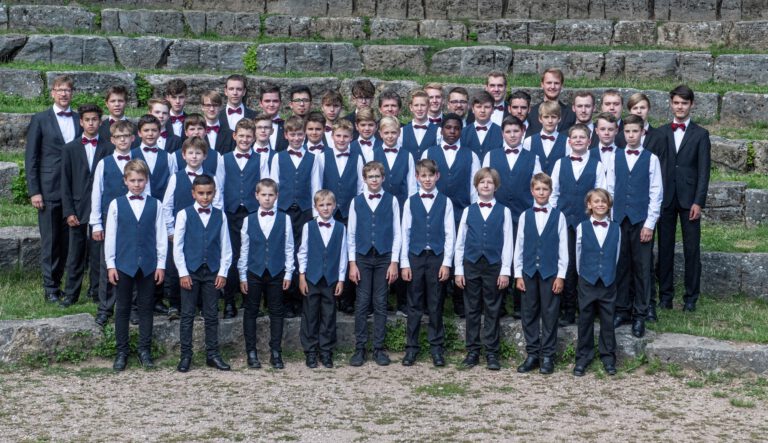 bk_info's tweet photo. Das #Konzertprogramm 2023 der #Bergkirche in #Wiesbaden 📖

https://t.co/64v9s5UY0A

Wir senden Ihnen gerne unser Jahresprogramm unserer Kirchenmusik zu. Bitte melden Sie sich telefonisch unter 015678 107 148 oder senden sie uns eine E-Mail (kirchenmusik@bergkirche.de). https://t.co/mN0a7xQNff