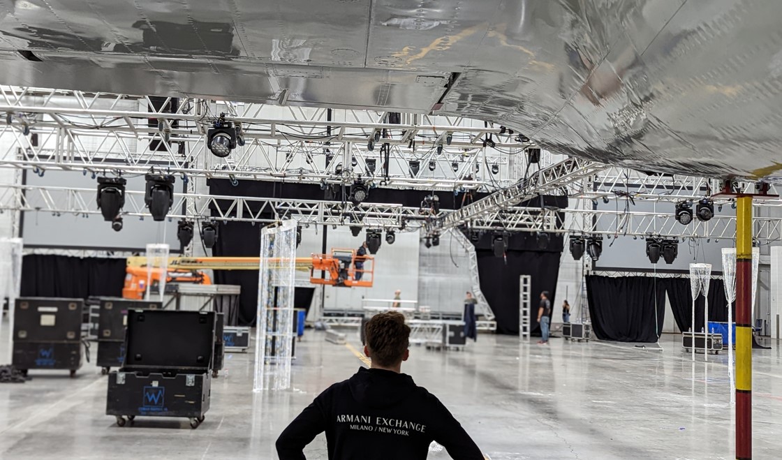 wiredprogroup's tweet photo. Matthew is our newest Lighting Designer on the team. "I am grateful for the opportunity to work with some of the most creatively talented people I've ever met.  I’m also really excited to see how @Stranger_Things is going to end." #HappyHolidaysFromWPG https://t.co/3cGFBL3HEi