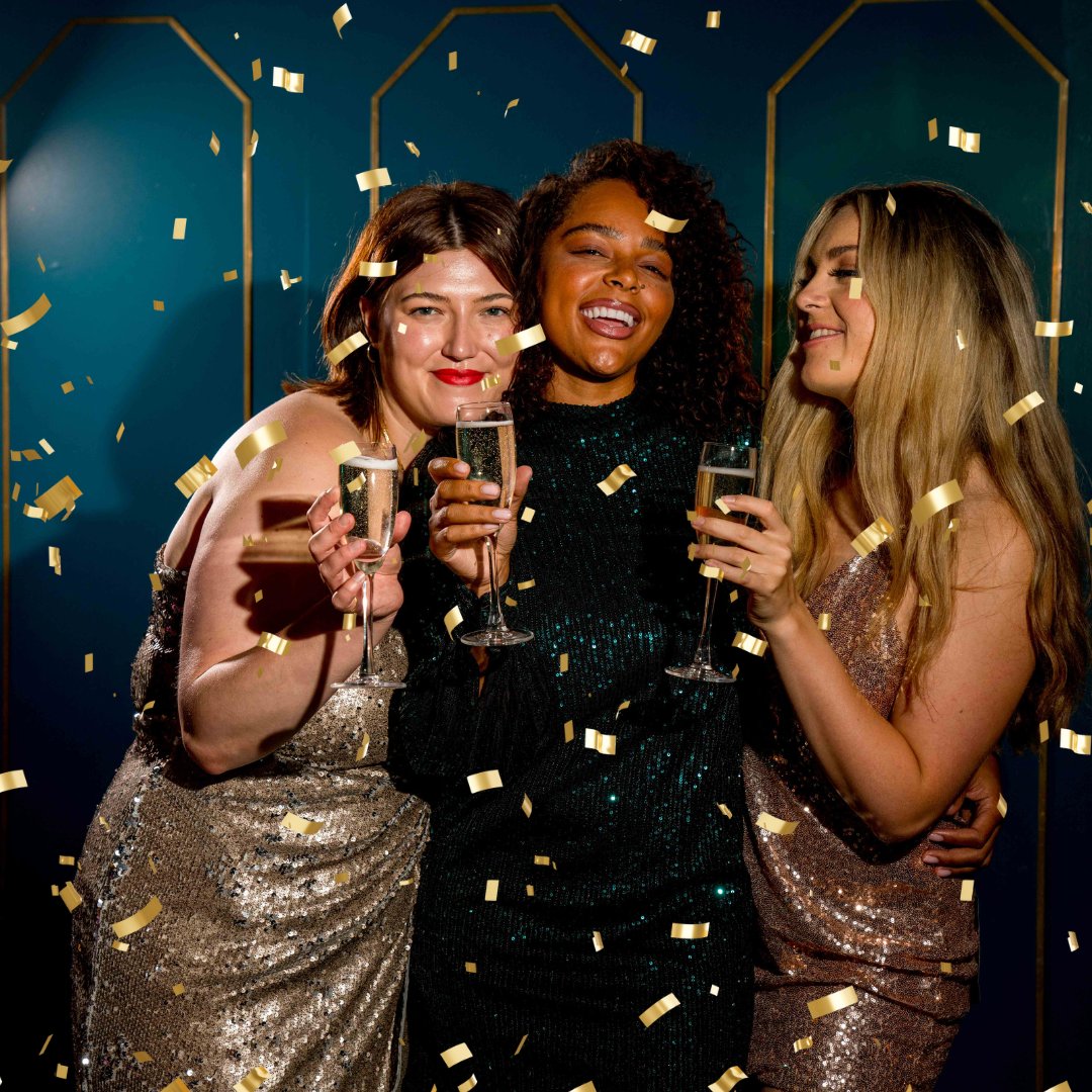 Dirtymartiniuk's tweet photo. Party like it’s 2023!

There are still tickets remaining for the HOTTEST New Year’s Eve party in town 🎉💃

Grab yours here – https://t.co/PhMiZvmH8M https://t.co/QaR3FuWRR2