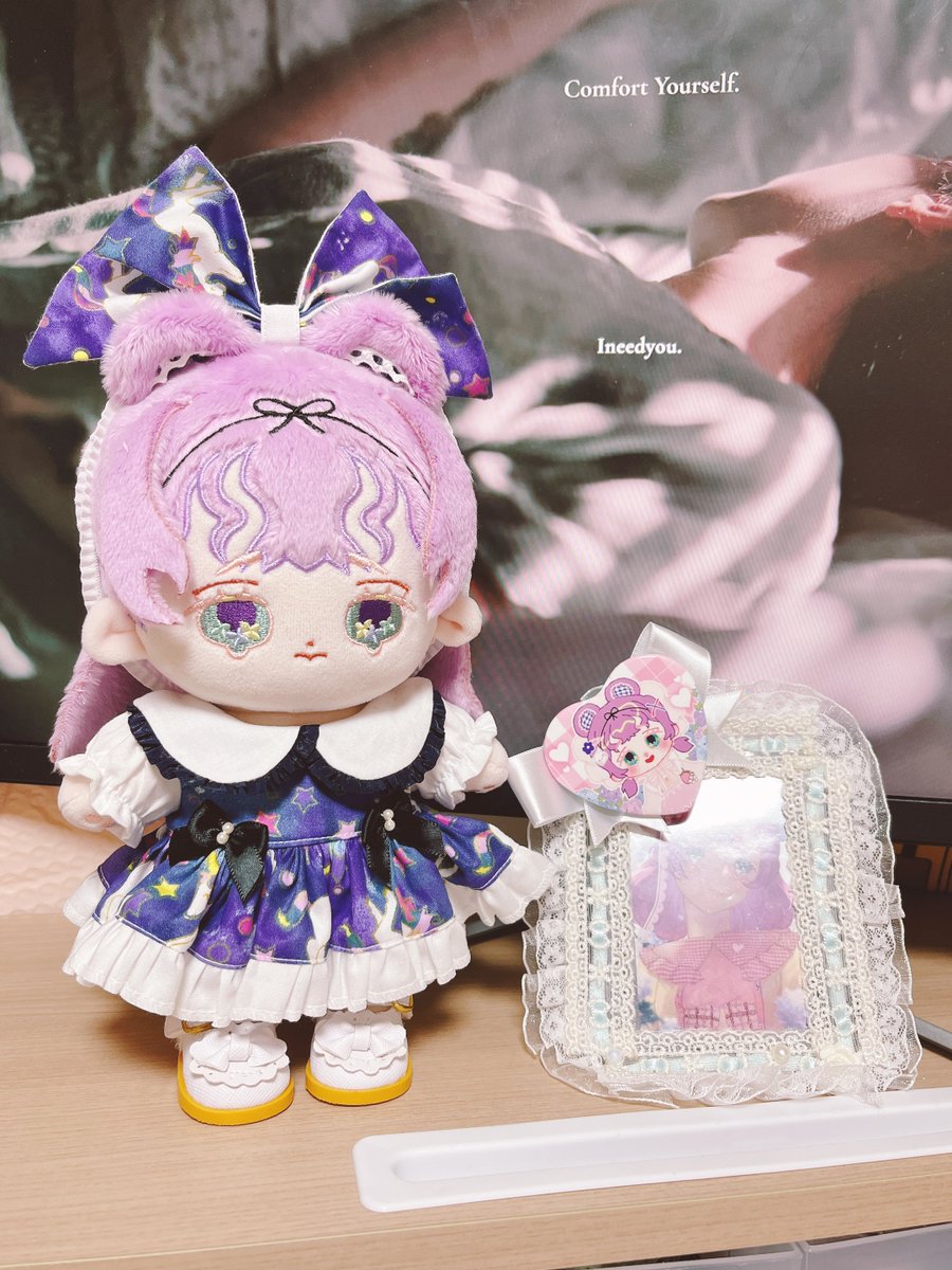 너무 사랑스러운 수국이🥺💜
어디로 보나 저희집 솜이라구 
절친한 분께서 선물해주셨어요
울망아가씨 평생 모시고 살게요
모두 감사드립니다 😌💜

✨#무속성_수국 <a href="/maelleong09/">맬렁공구(로그아웃)</a> 
✨ 키치 큐컴버 <a href="/rebmucuc_hcstik/">키치 큐컴버 🥒</a> 
스윗 사워 캔디 : 유니콘 블랙 🦄🖤 
✨ 소매 터트리신 분 <a href="/YEOUNG_forest/">･ﾟ* 🎀 ᕱ여⑅웅ᕱ 🎀 *ﾟ･</a>