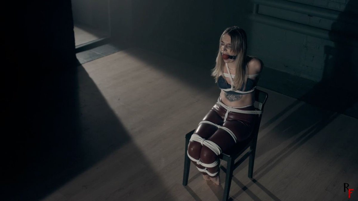 rfstudio_'s tweet photo. Oops! Katrina got caught 🍒
@KATRINA99666 

👇✨👇 #rfstudio #bondage 
https://t.co/ksxMWcI66j https://t.co/GZYfPY9cxq