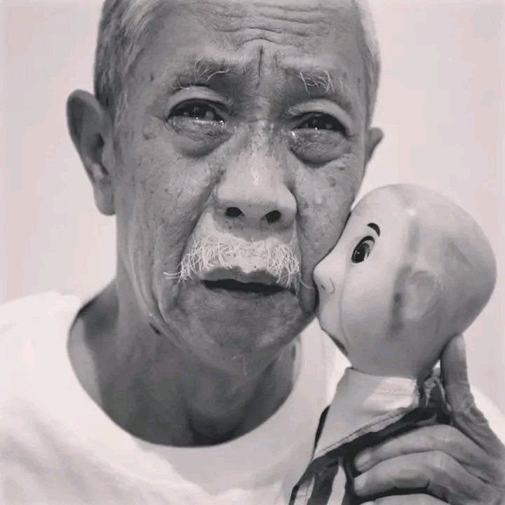 Pengisi suara Pak Ogah dalam Si Unyil, Abdul Hamid meninggal dunia.

Abdul Hamid meninggal dunia pada hari ini, Rabu (28/12) pukul 19.30. Hal itu dikonfirmasi oleh Yuyun, istri dari Pak Ogah. (CNN)

Those “Cepek dulu dong den” memories will last forever. Rest in love, pak 🥹😔