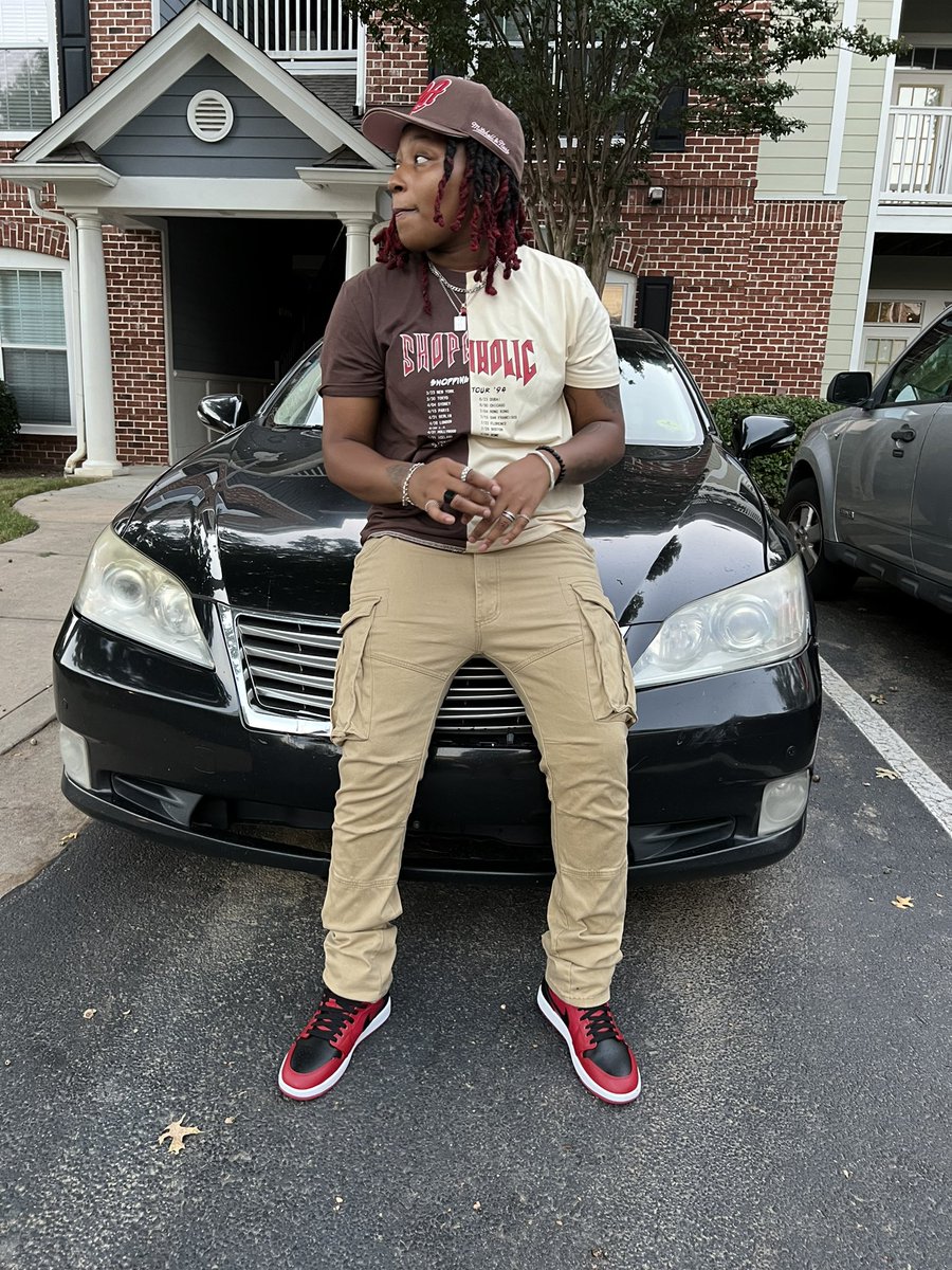 THE BIGGEST🖤💙 tweet media