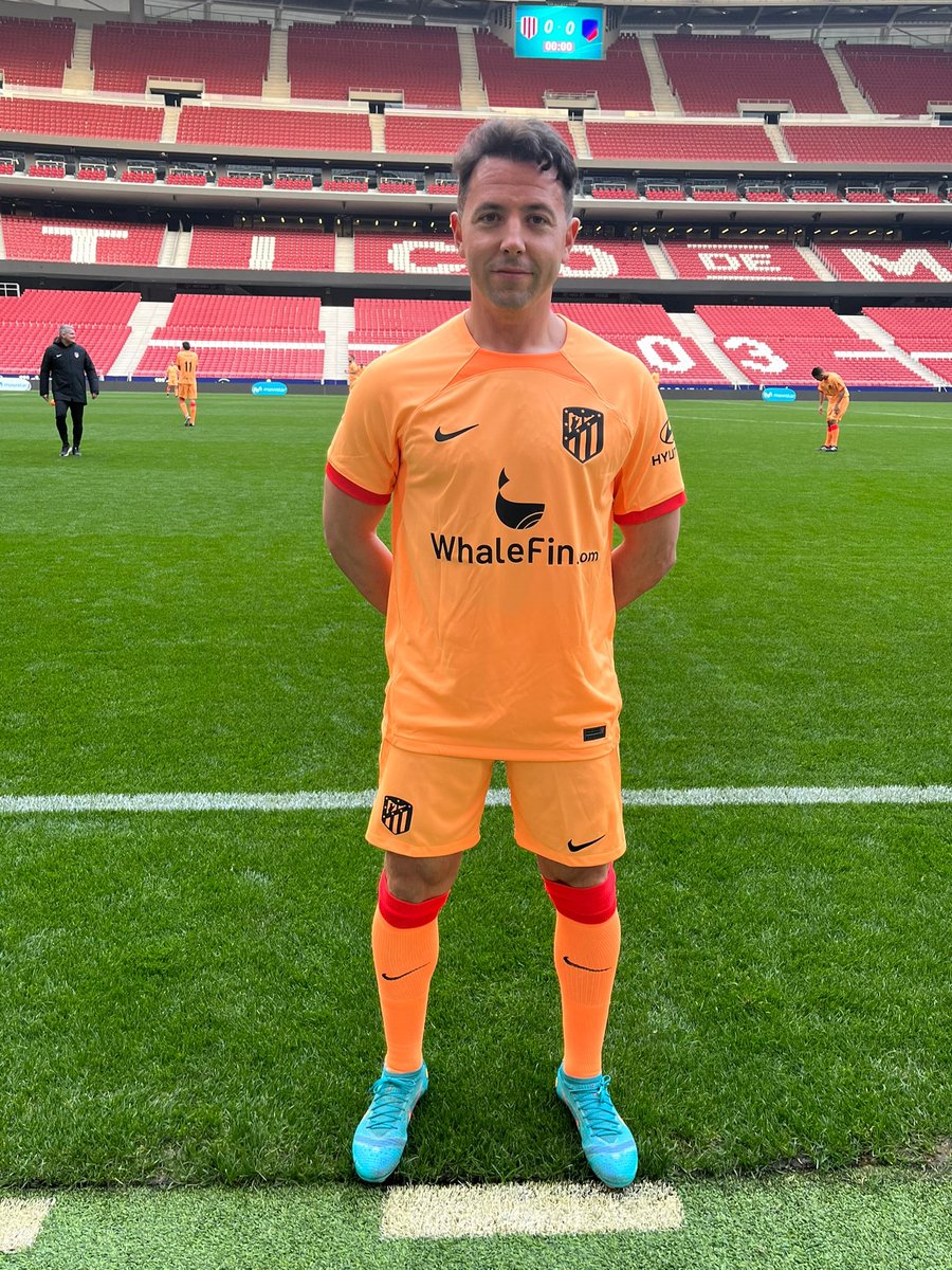 team_varos's tweet photo. 💣 BOMBAZO DE ULTIMA HORA

Anunciamos al último fichaje de la temporada y posiblemente de la historia del club.

🔝Viene directo de los juveniles del @Atleti con una ilusión tremenda por triunfar en este club.

Aportará técnica y algún cubata.

Bienvenido al club @javifleitas10 https://t.co/Z0U8xDssVs