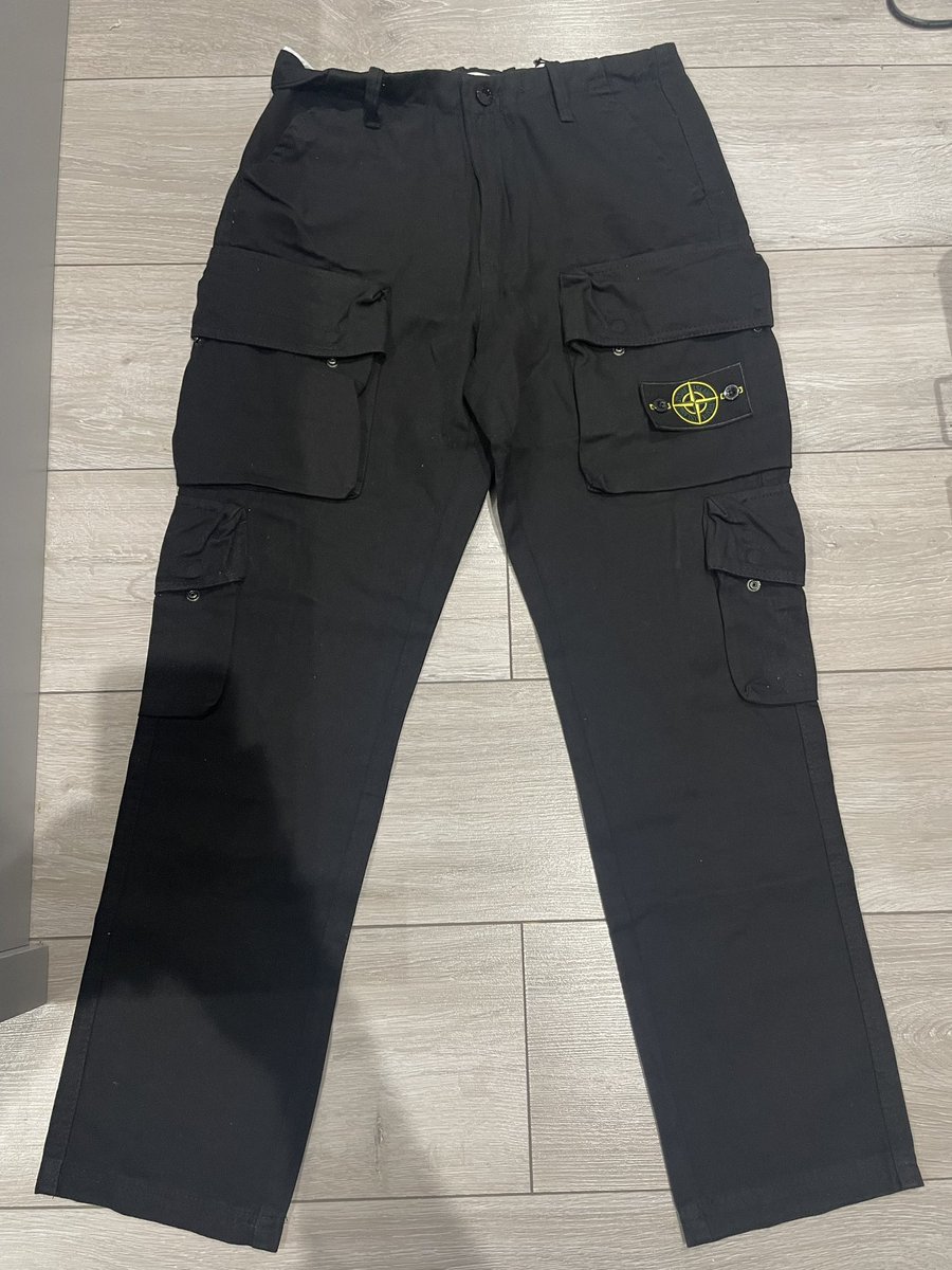 mpallett85's tweet photo. @flannelsfashion sending me FAKE stone island. https://t.co/ofRELS4qaw