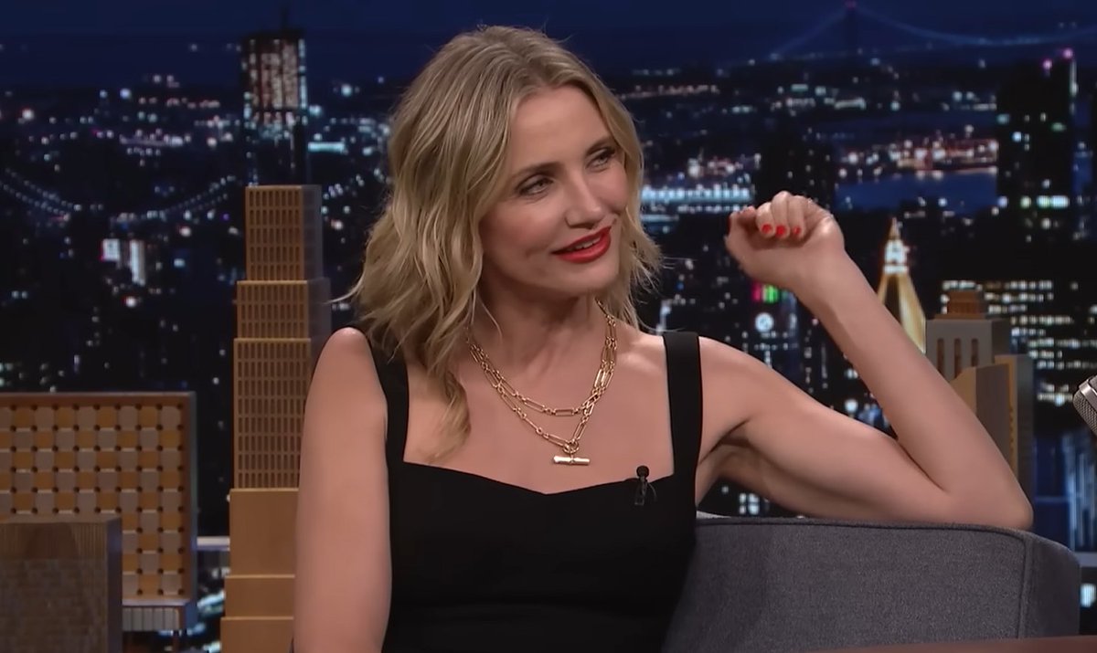 Naked workout advice from Cameron Diaz
https://t.co/Q3euYpGKuL #camerondiaz https://t.co/1A5AejwfWE