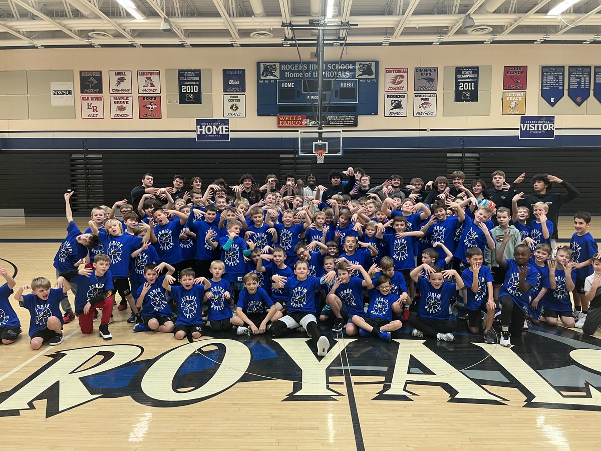 RogersHoops's tweet photo. First Junior Royals event in the books! Thanks to all of our young athletes for spending some time with us. https://t.co/r2tjZ6y1A6