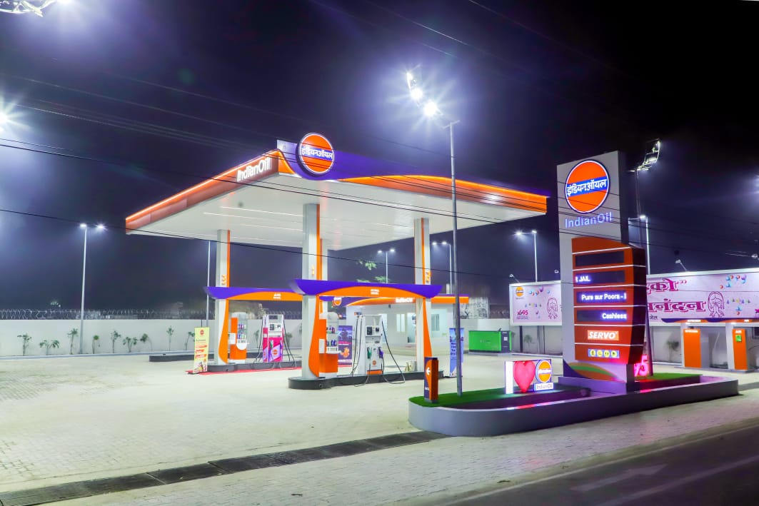Hon'ble Minister of Jails, Punjab,Sh Harjot Singh Bains Inaugurated M/s Ujala Fuels at Hoshairpur Jail in the presence of Sh B. Chandra Sekhar, IPS  ADGP Prisons, Punjab and ED &amp; State Head <a href="/kumaarj/">Jitendra Kumar</a> <a href="/ioclpunjab/">IndianOil Punjab</a> .
#DirMktg_iocl
#IndianOilcl
#Punjab