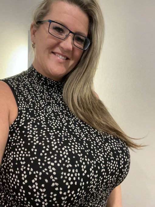 ❤️Come see me 800 pictures and sextape . Promo subscribe 29,99 for 3 months and have one free sextape<a href="/tag/blond"class="tags"><span>#blond</span></a><a href="/tag/bigboobs"class="tags"><span>#bigboobs</span></a><a href="/tag/milf"class="tags"><span>#milf</span></a><a href="/tag/bigass"class="tags"><span>#bigass</span></a><a href="/tag/onlyfans"class="tags"><span>#onlyfans</span></a>