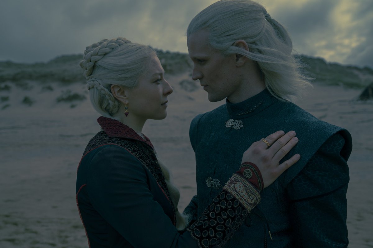 westerosesp's tweet photo. 🚨 ÚLTIMA HORA

Se confirma que la segunda temporada de House of the Dragon, verá la luz el domingo 26 de Octubre de 2023. https://t.co/vVJvHqxaza