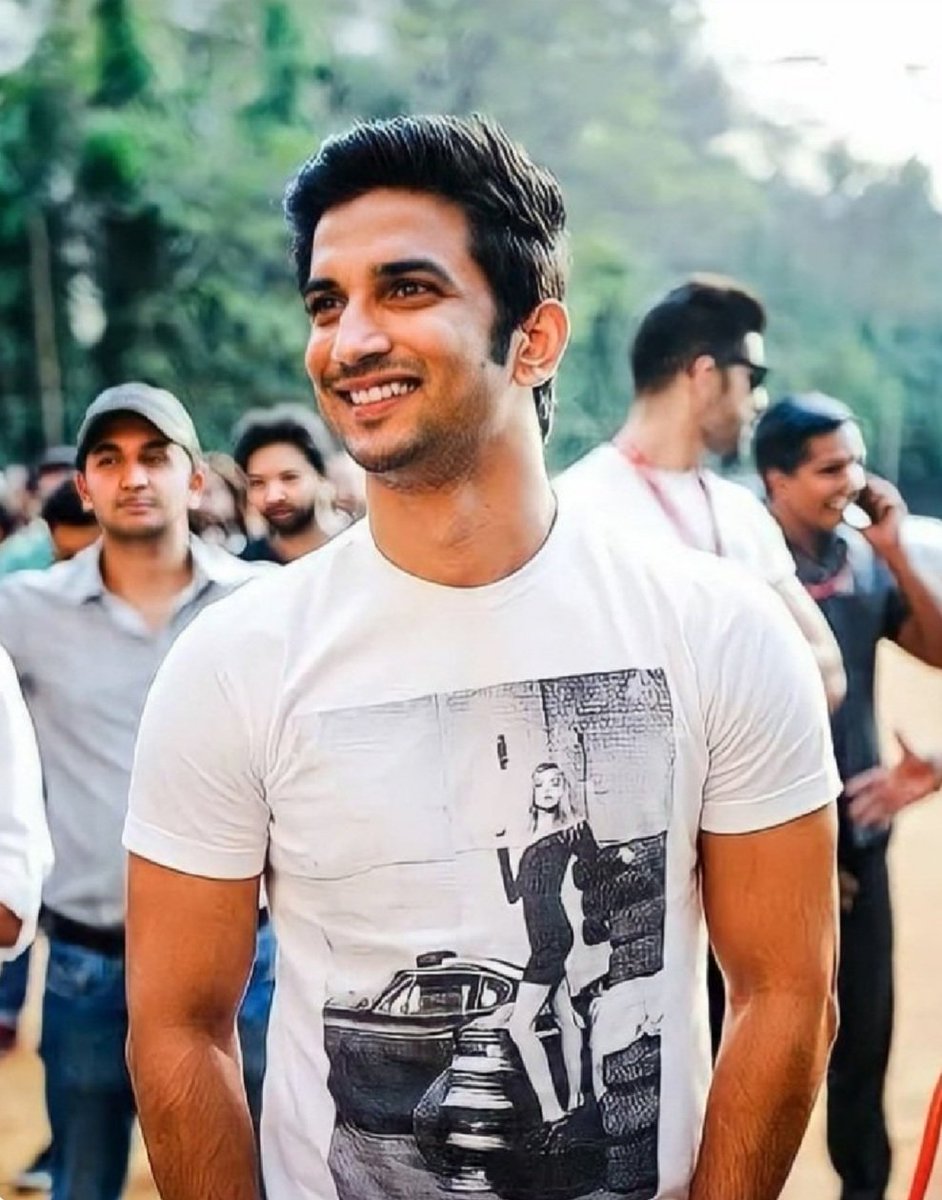 Rajshre73441992's tweet photo. I am proud of you the way you never bowed down to evil powers around you.
None like you.
IMMORTAL SUSHANT 
Sushant A Divine Soul  🦋 https://t.co/2DIdIGNvD1