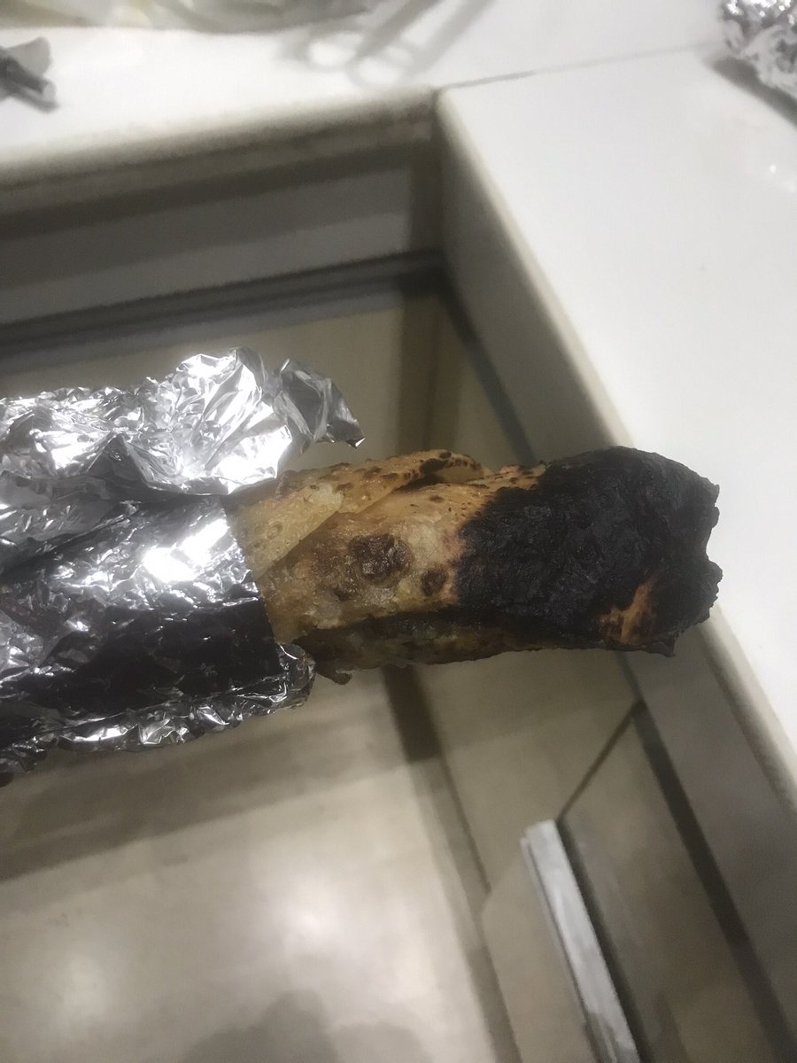 sameeksha_924's tweet photo. @Swiggy @SwiggyCares please look into my concern.this behaviour is extremely disappointing and makes me want to give up Swiggy. I was delivered completely burnt food yet no action is being taken from your end despite repeated complaints. Do you have no shame whatsoever? https://t.co/CTvxRKNMlA
