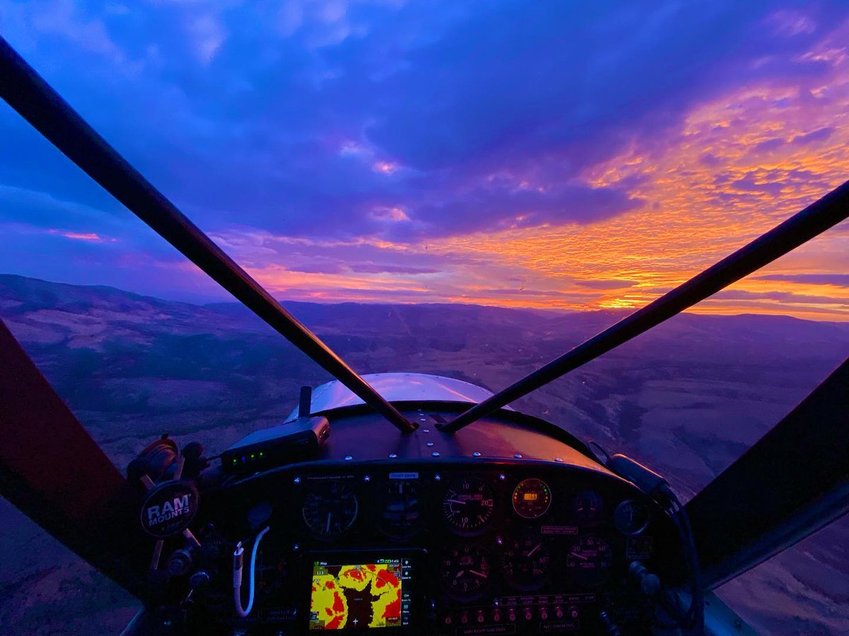 GarminAviation's tweet photo. Gain a helpful perspective with #aera660 and #GDL52, especially when you're flying near hazardous terrain.

📍Montana, USA

📸: codywetmore (IG) | Husky https://t.co/YfsVlA8lXw