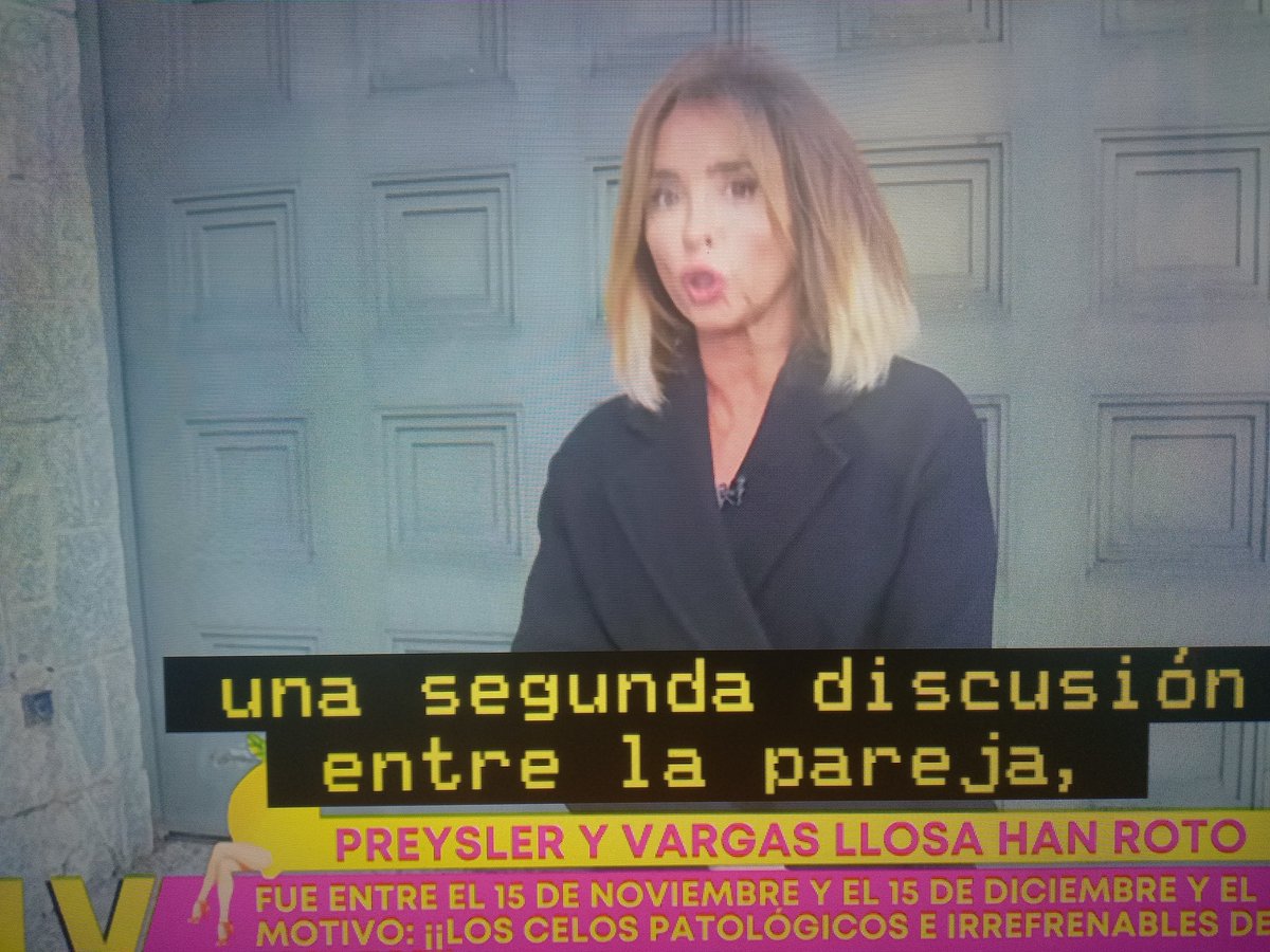 maria__pestino's tweet photo. Me ha degradado a reportera de calle, estoy indignada, si ya no me quieren en @mediasetcom despidanme pero no me humillen públicamente.
#yoveosálvame
#OperacionDeluxe28D
#yodemando https://t.co/vxh4nwt63l