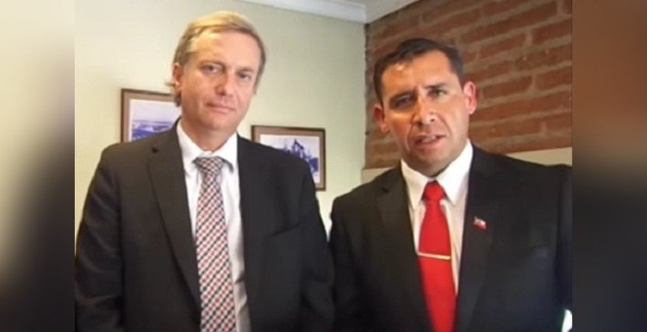 fotohistoriacl's tweet image. Qué tienen en común los acosadores Pancho Malo y Pastor Soto?

De qué viven?