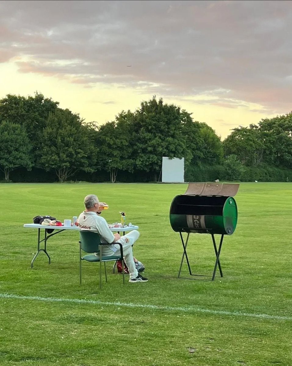 England's Barmy Army 🏴󠁧󠁢󠁥󠁮󠁧󠁿🎺 tweet media