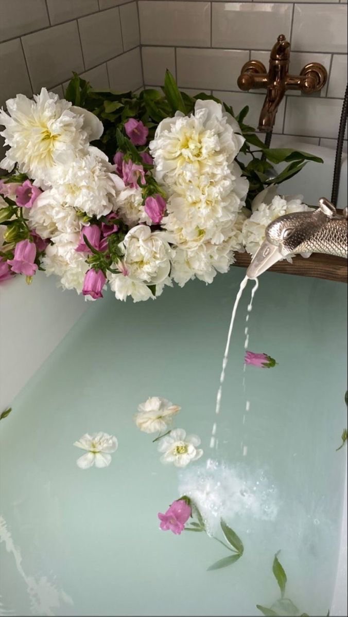 flower bath is the ultimate self love