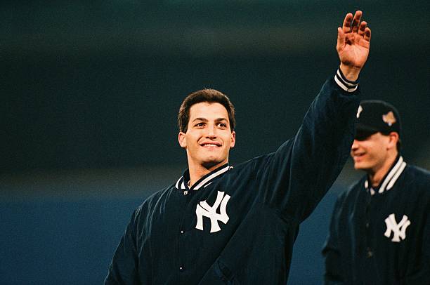 TheBaseballTM's tweet photo. Andy Pettitte's strong 1996 was topped off with his first World Series title. He went 2-1 in the postseason, and "The Dynasty" was born.
#Pettitte #Yankees #MLB https://t.co/SRL6z9BolP
