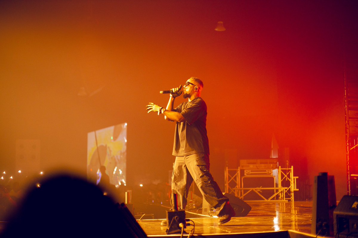 k_afredi's tweet photo. shots from RAPPERHOLIC x photographed by me. https://t.co/KLQoTvTQvC