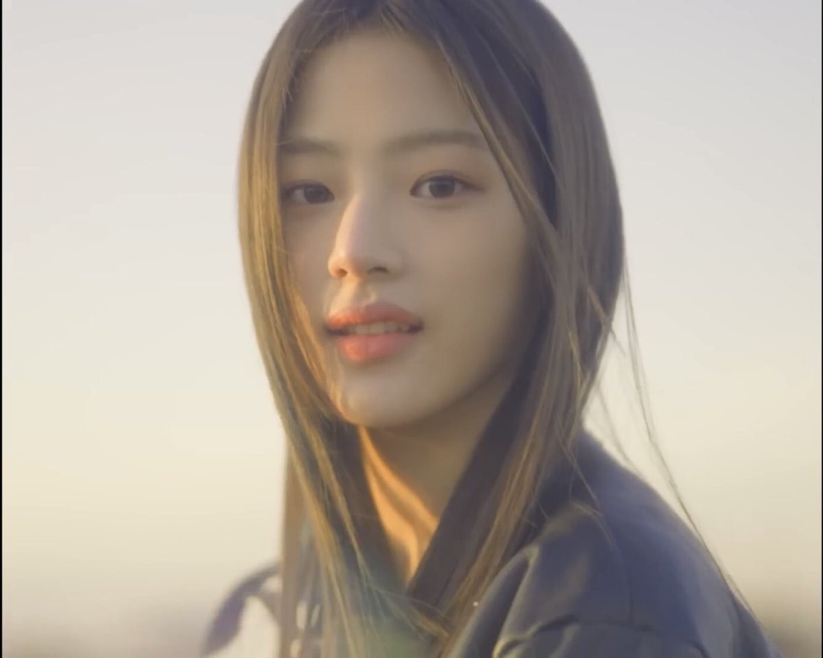 minji pics tweet media