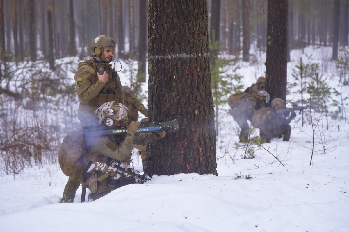 The 🇧🇪 battle company of the #eFP BG 🇱🇹 is training relentlessly to improve their abilities. Together with their comrades from 🇩🇪🇳🇱🇳🇴🇨🇿 & 🇱🇺 they are ready to defend #Lithuania and #NATO against any threat. #StrogerTogether #WeAreNATO