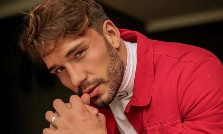 topsenque's tweet photo. TOP : O Galã Da Fazenda De Todas as temporadas 
Resultado Da Enquete

#01 Lucas Viana

° @eulucasviana 

#AFazenda https://t.co/XDfzISWzH8