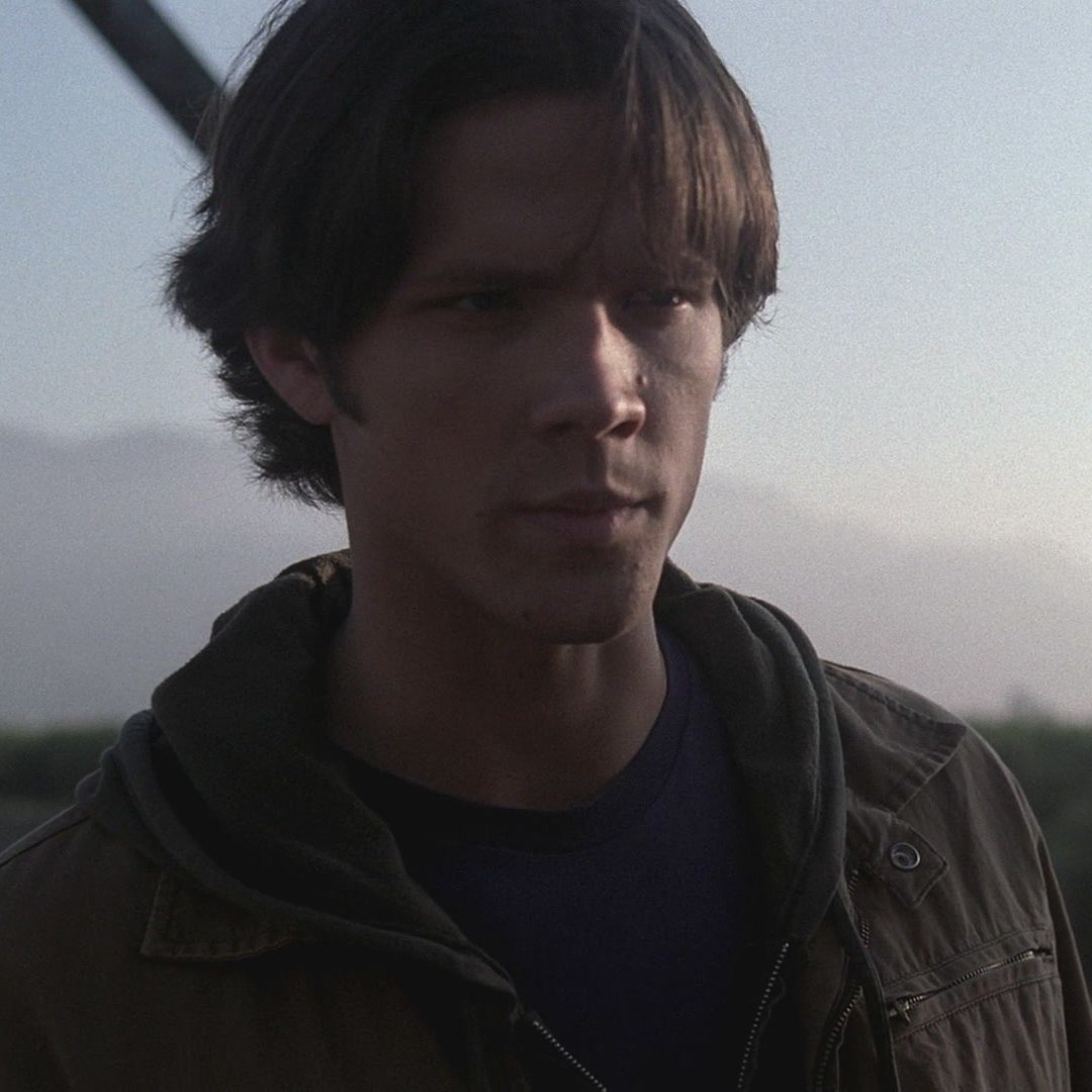 SpnTentation's tweet photo. 1x01 pilot | 15x20 carry on #supernatural https://t.co/2p7Oa1Ep5c