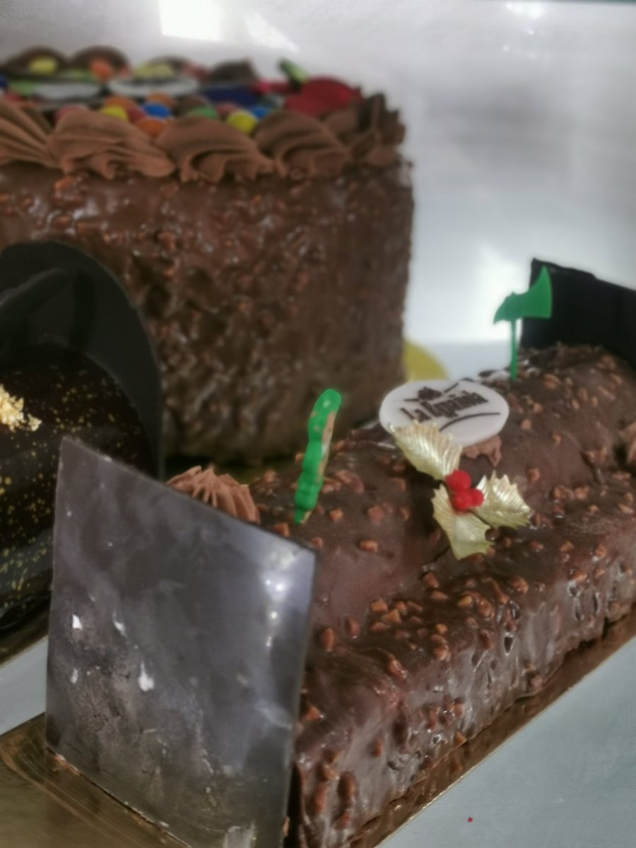 Ikr_design_'s tweet photo. #laespanola #pâtisserie #tanger #2023 https://t.co/XlCGDc0jNg
