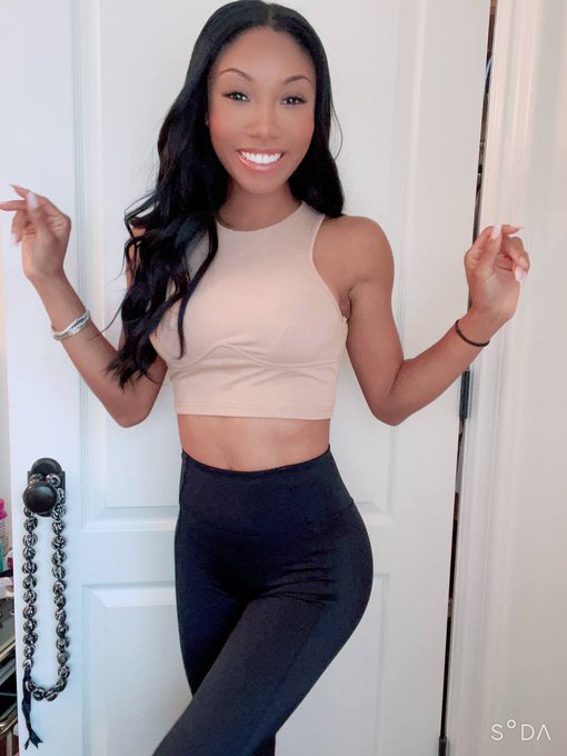 Smile with me! https://t.co/q7or9jJhQV